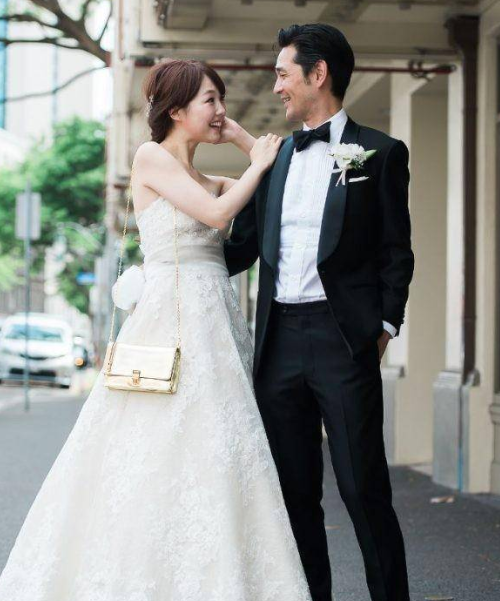 西服定做廠家，西裝訂做，婚禮西服定做